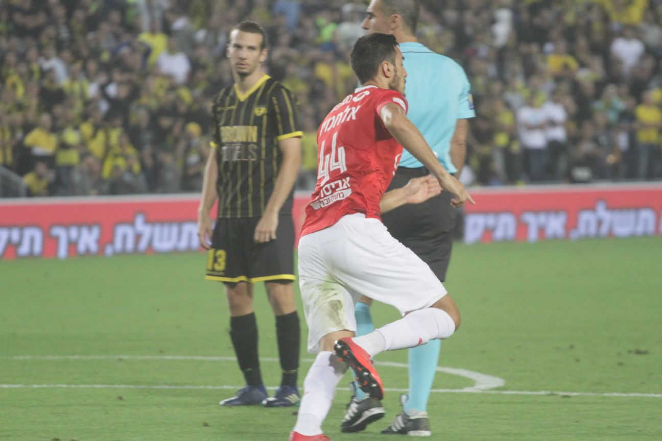 חאתם עבדאל חמיד אחרי שהישווה ל-1-1. אושר עילאי (צילום: בן בודה)